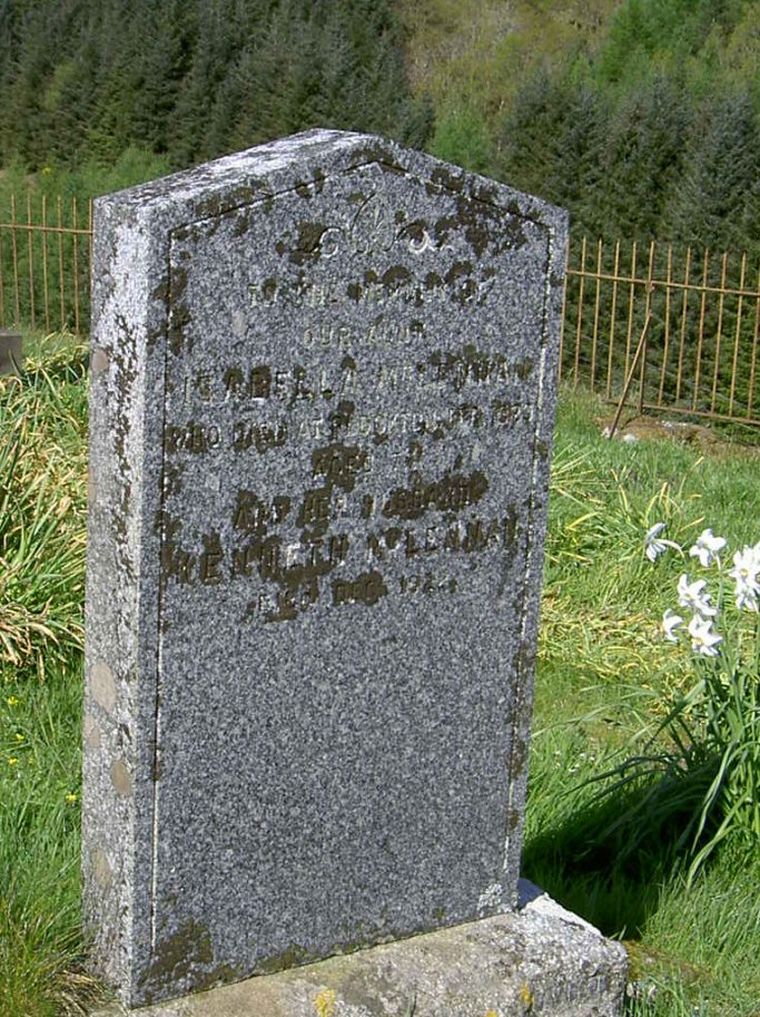 Photo of headstones/Kenneth McLennan d1922 Croc nan Aingeal hdstn